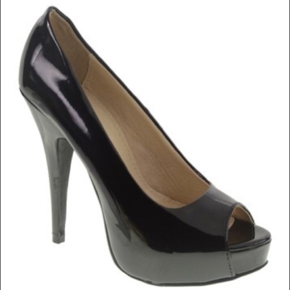 Patent Leather Peep Toe Pump